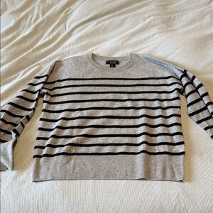 100% Cashmere Tahari Women's Gray and Black Striped Crewneck Sweater